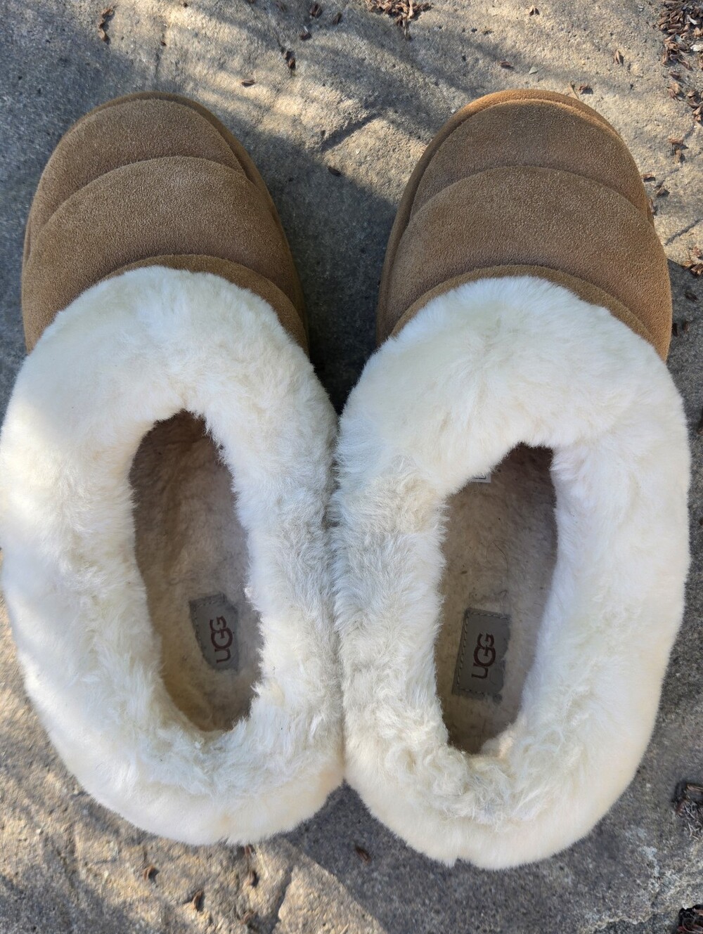 UGG Chestnut Suede Sheepskin Slide Slippers with Cream Fur M9/W11